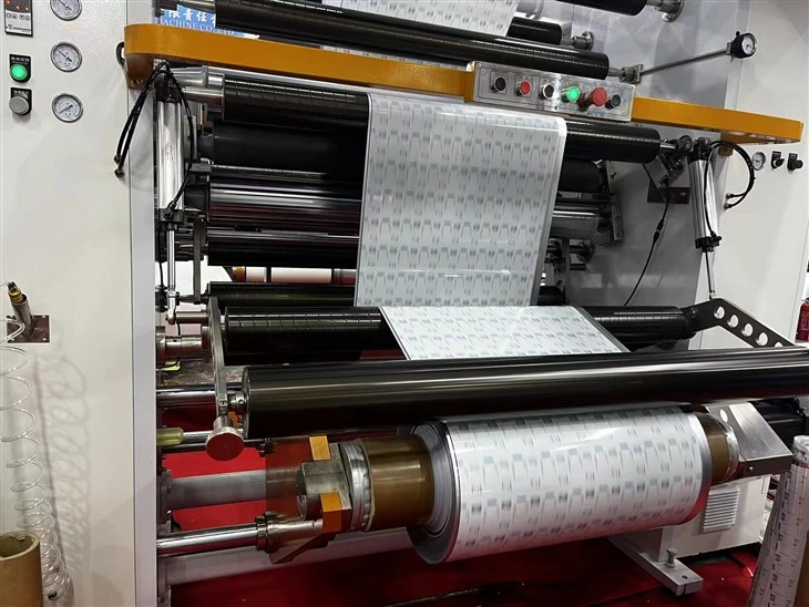High Speed Packaging Bag Laminating Machine Shaped Window